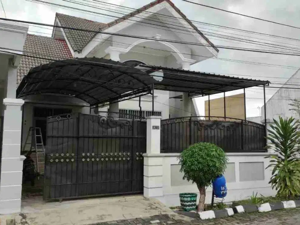 Di sewakan bersih nyaman dkt Pakuwon Solo baru