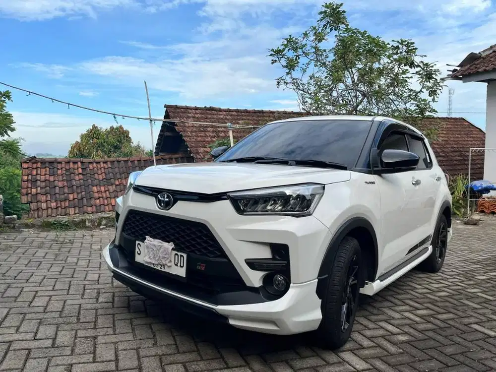 Raize GR Turbo 1.0 Matic 2023 seperti Baru masih Plastikan