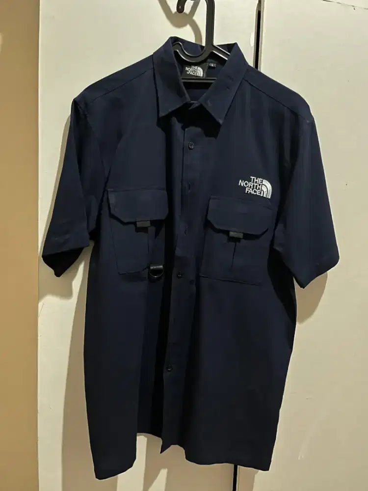 Kemeja Navy size L Gede