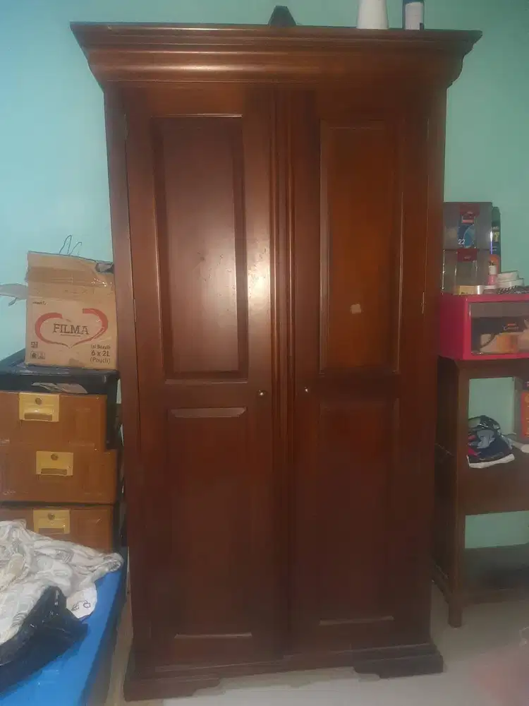Lemari baju gantung kayu jati