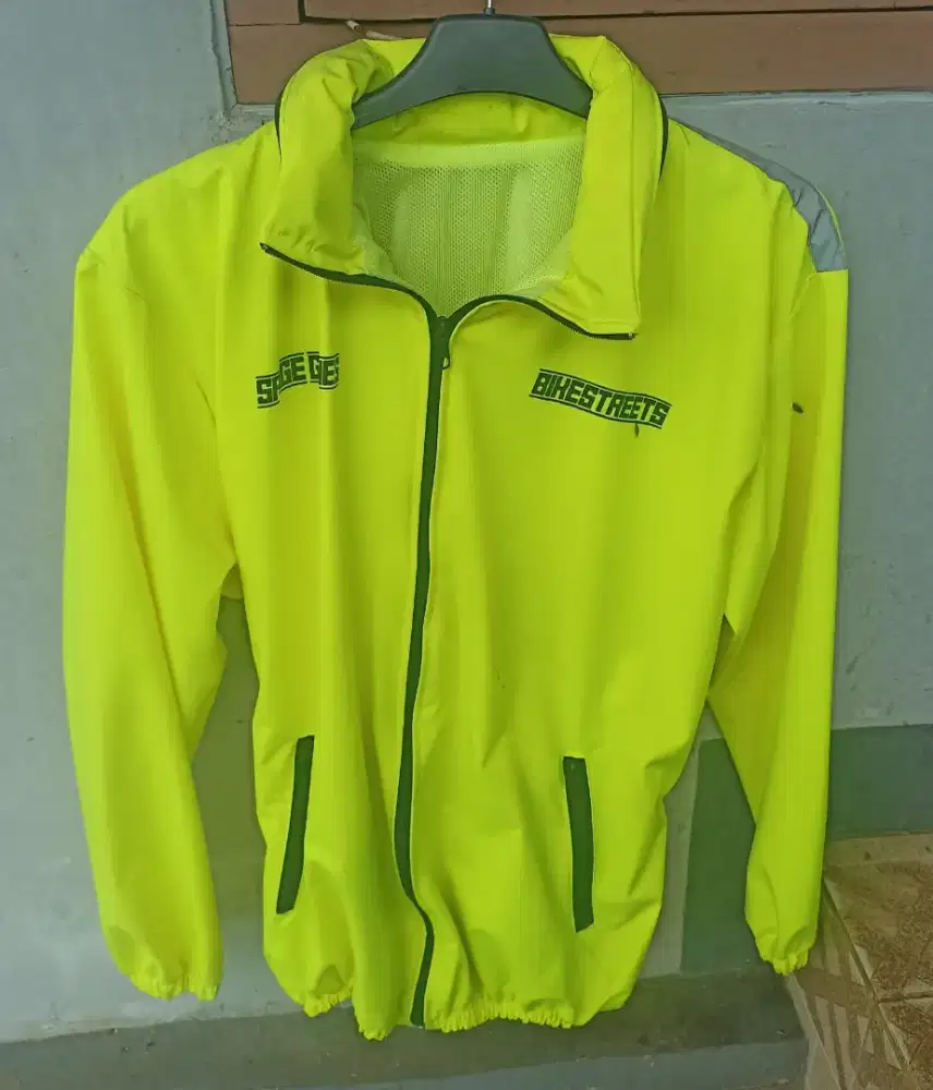 Jacket Gowes anti angin