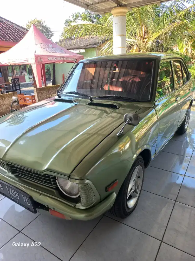 Di jual mobil toyota corolla antik