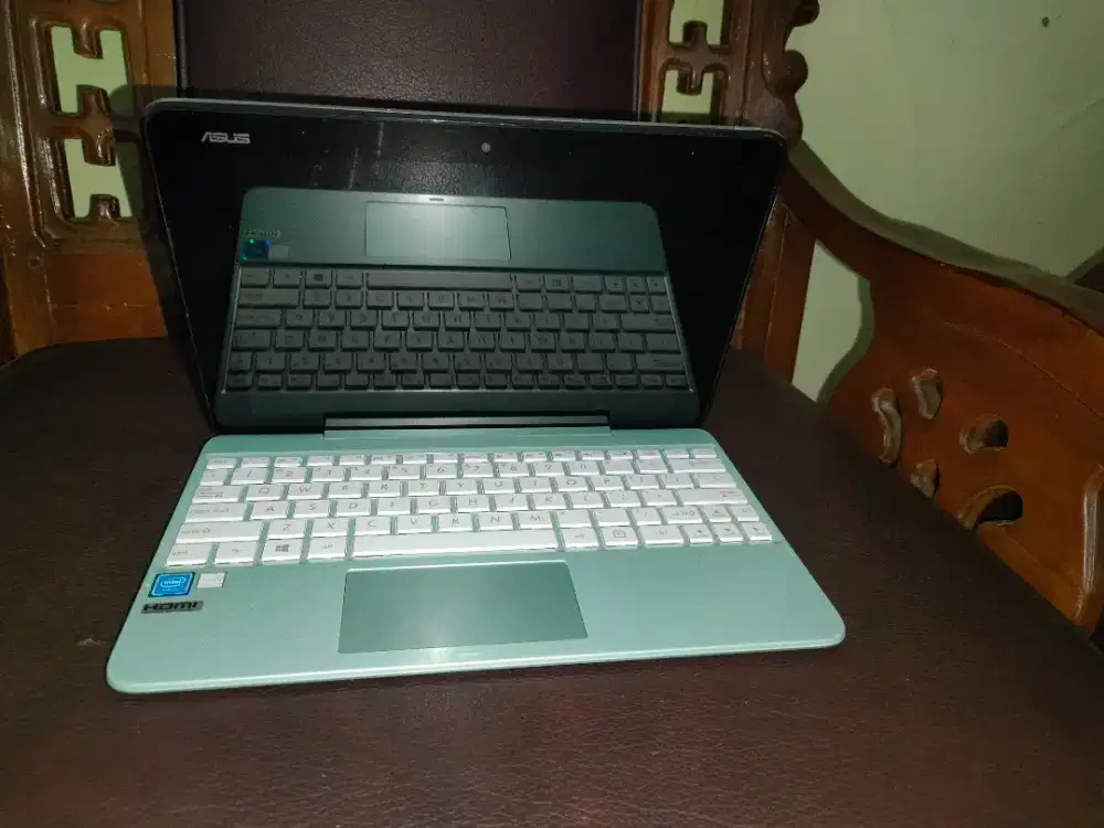 Notebook Asus T101HA