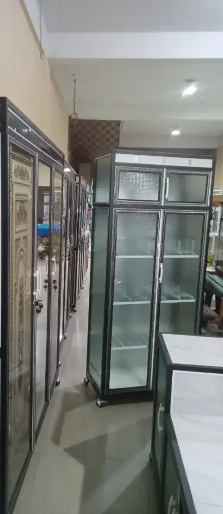 Lemari piring almanium 2 pintu