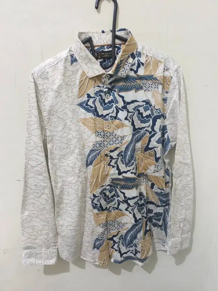 Kemeja batik pria Moc slimfit