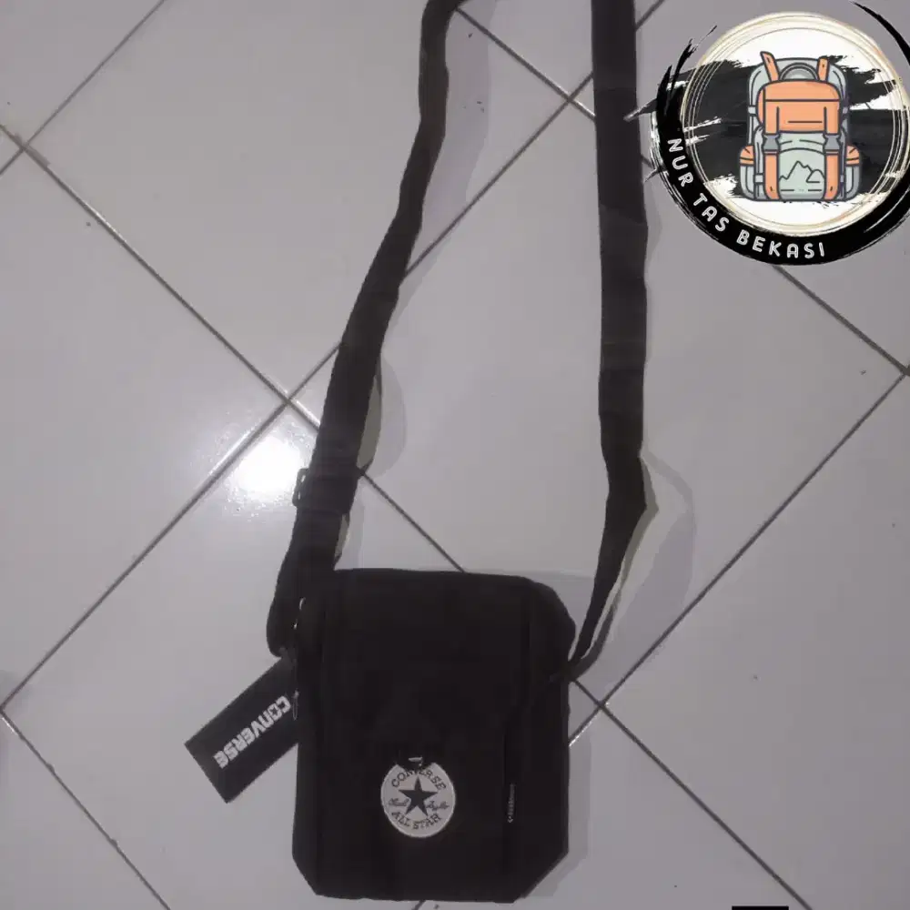 Tas selempang Converse