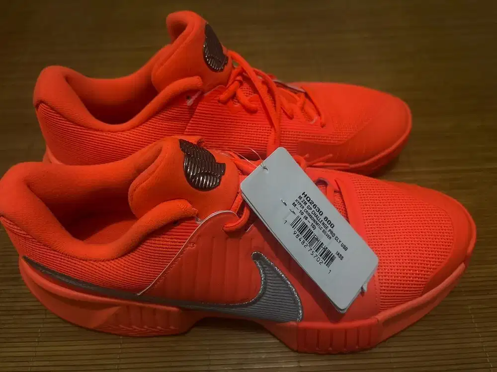 Sepatu nike GP Challenge Pro Tennis