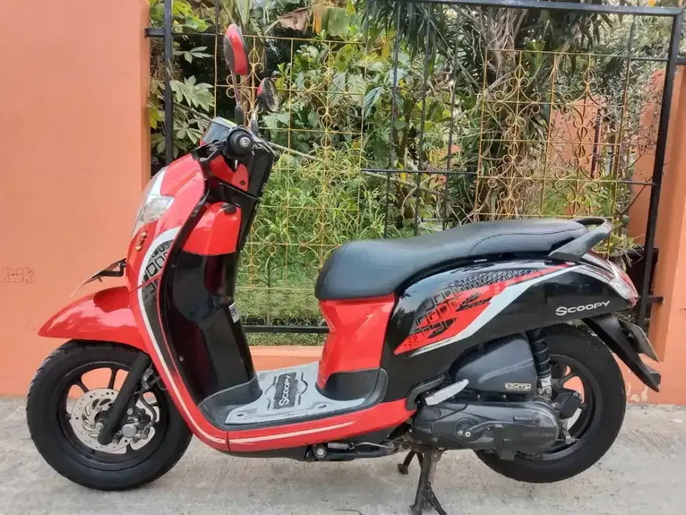 Honda Scoo py fi tahun 2019 ss komplit