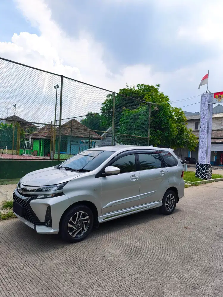 CASH Toyota Avanza Veloz 1.5 Matic 2021