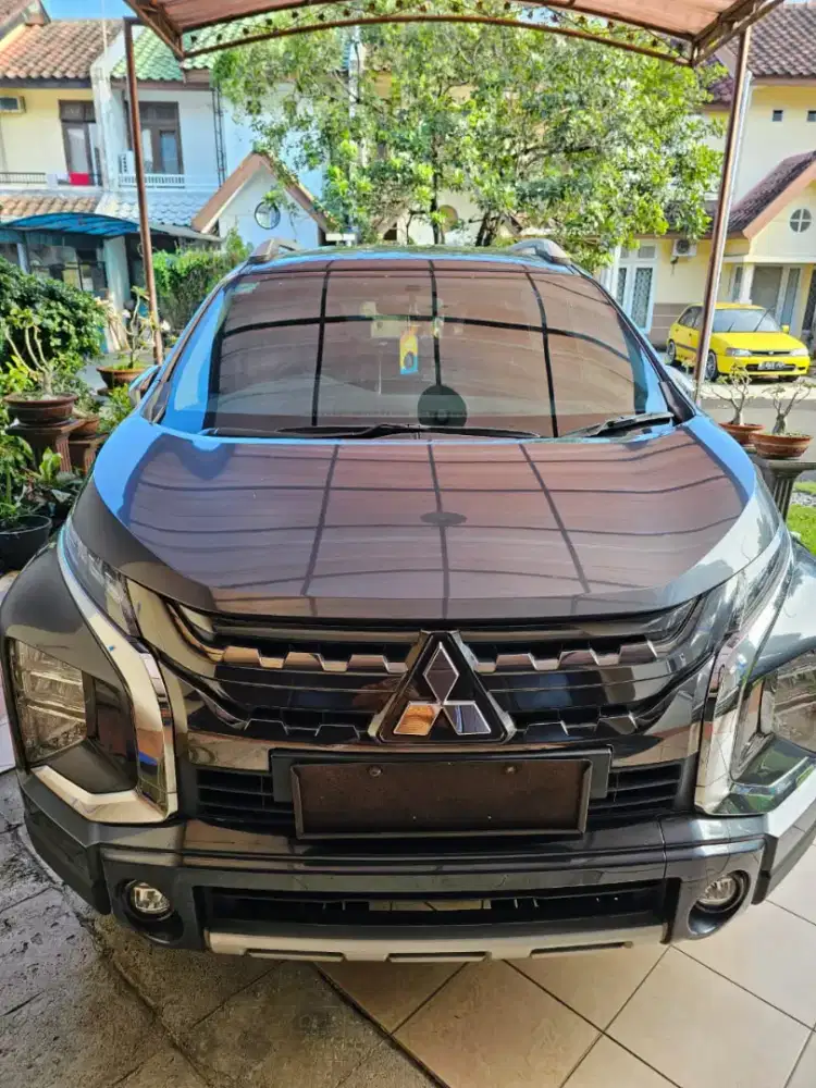 Dijual Xpander Cross 1.5 At abu Km 72000