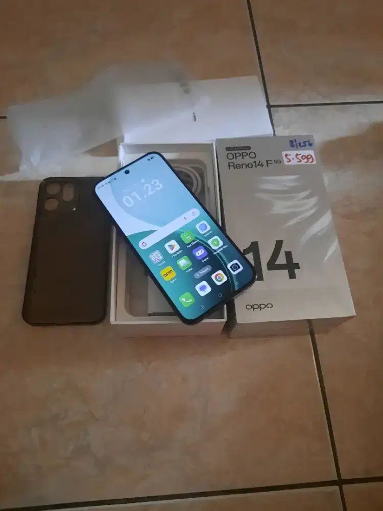 Oppo reno 14 f 8/256 fullset like new gransi panjanggg