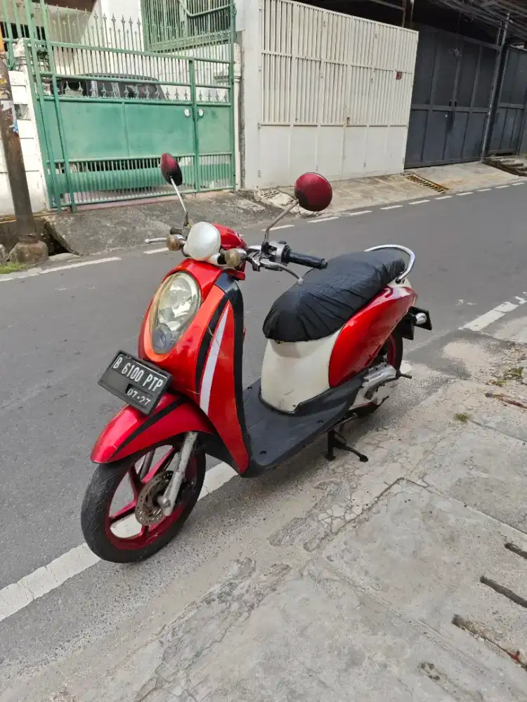 Honda Scoopy karbu tahun 2012
