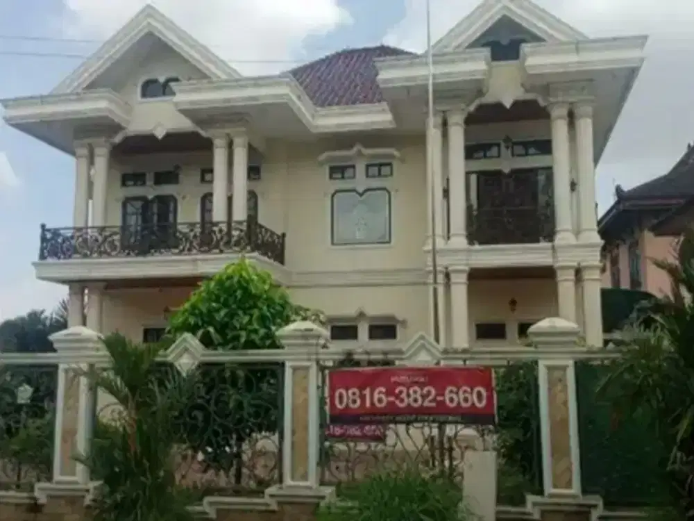 Dijual rumah mewah 856/912 di Demang Pinggir jalan aspal Palembang