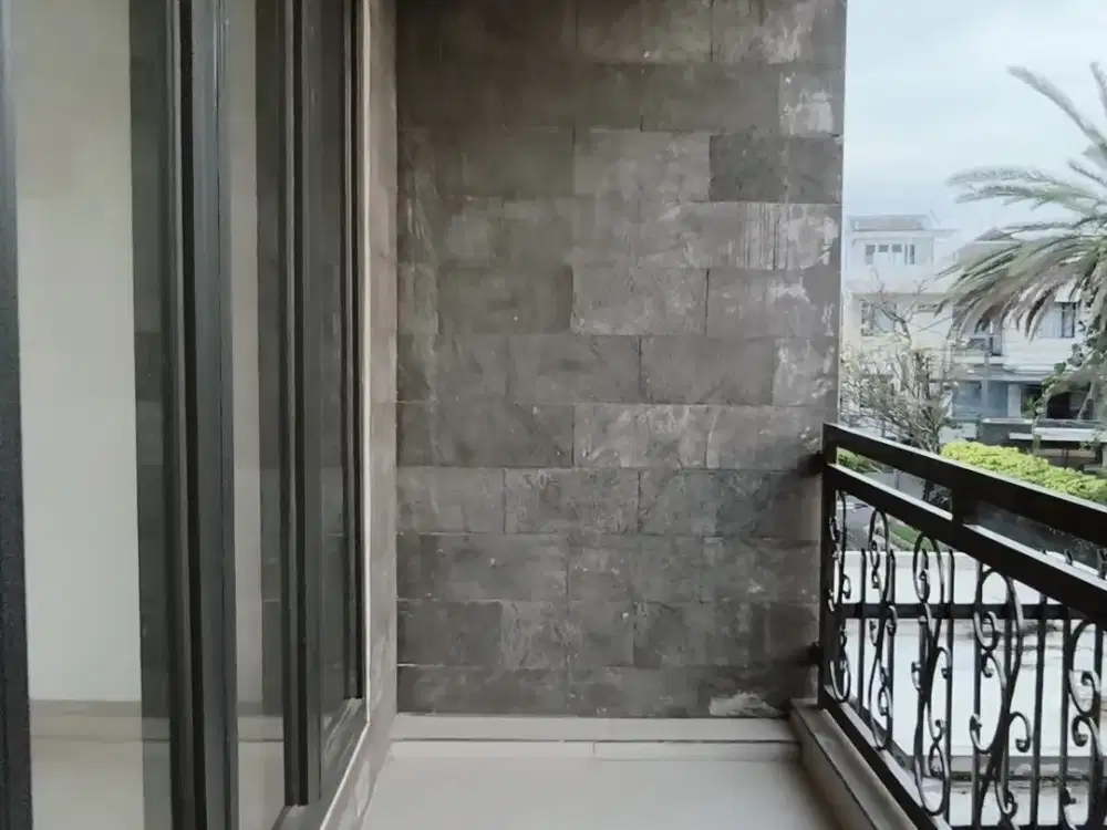 Jual Rumah LUAS dan BAGUS dekat Trans Studio Mall TSM Bandung