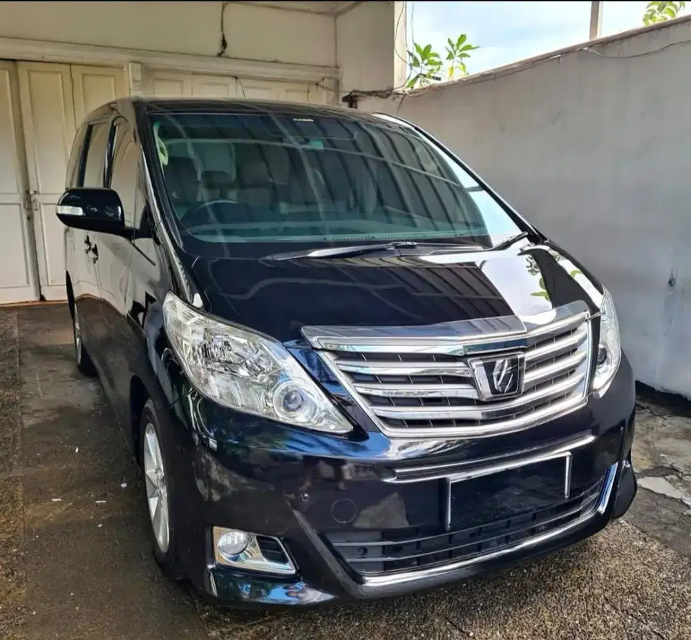 Toyota Alphard X 2.4 AT 2012