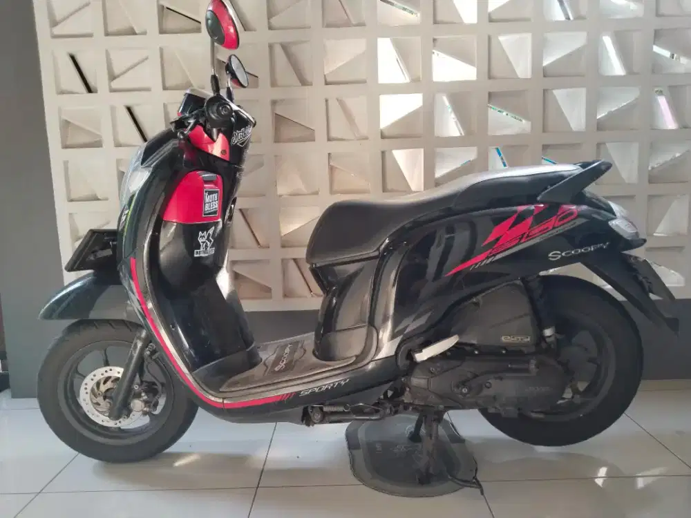 Scoopy 2018 pajak hidup