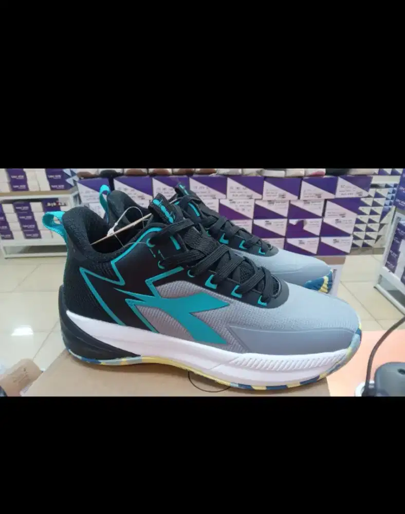 Jual sepatu baru original sport station