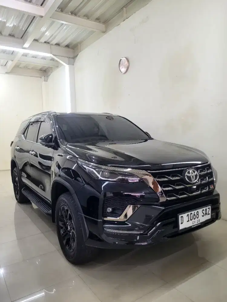 Fortuner 4x2 GR 2.8 AT Diesel Solar Matic 2023