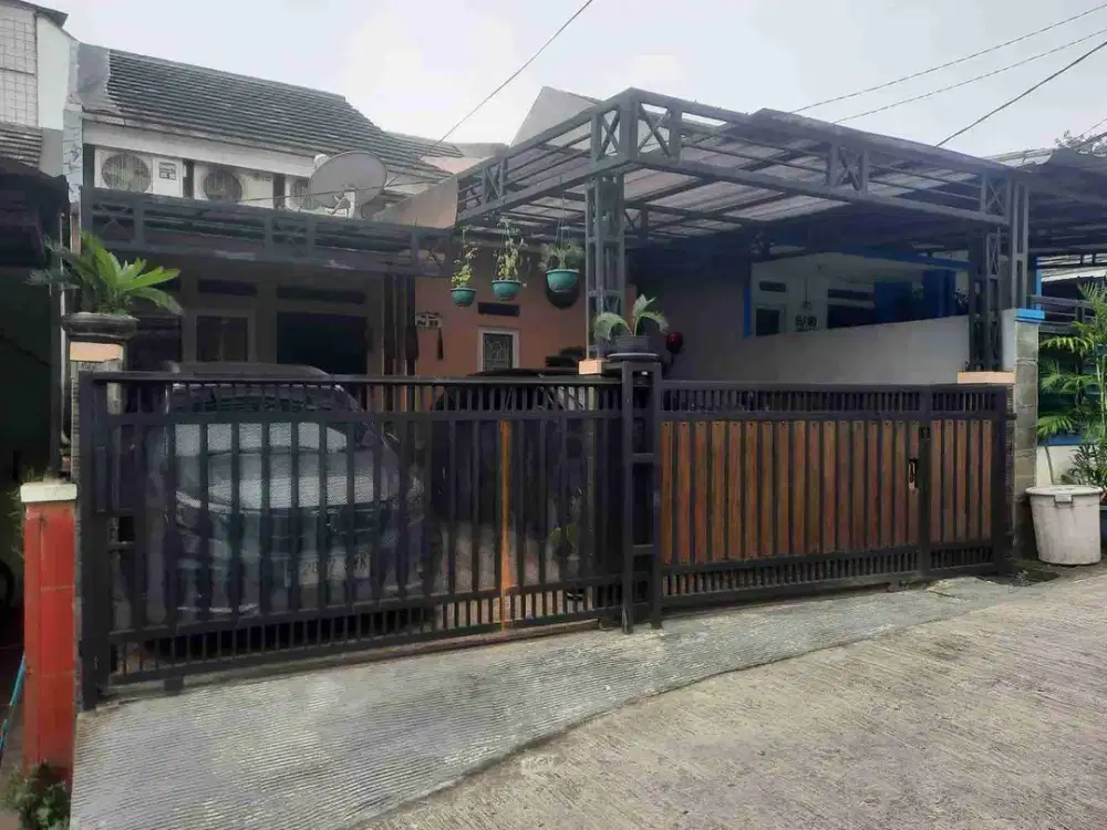 *Dijual rumah di cilangkap jakarta timur*

* perumahan villa damai 1