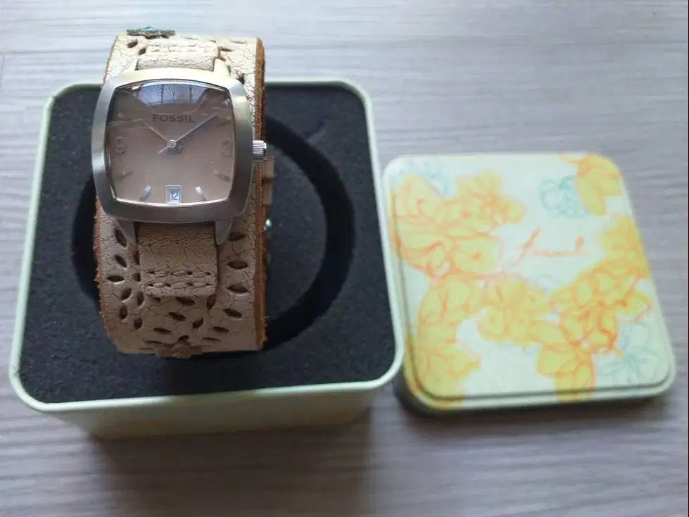 Fossil Women Watch Leather Strap JR-8786