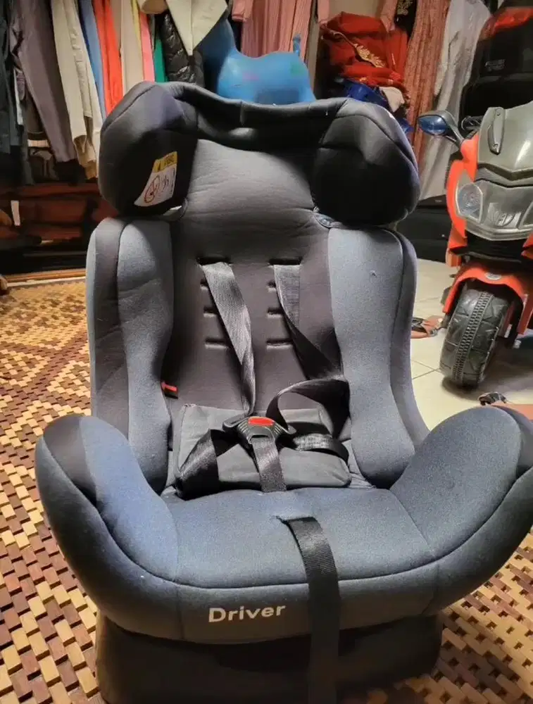 Car seat baby does