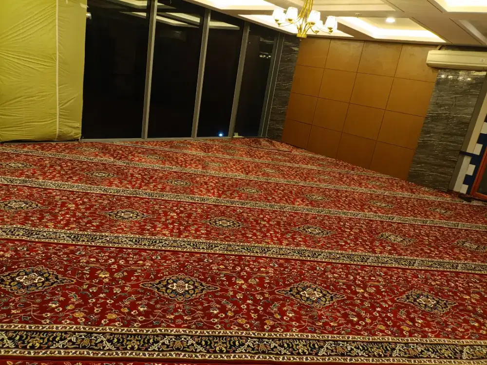 Karpet masjid lokal dan import
