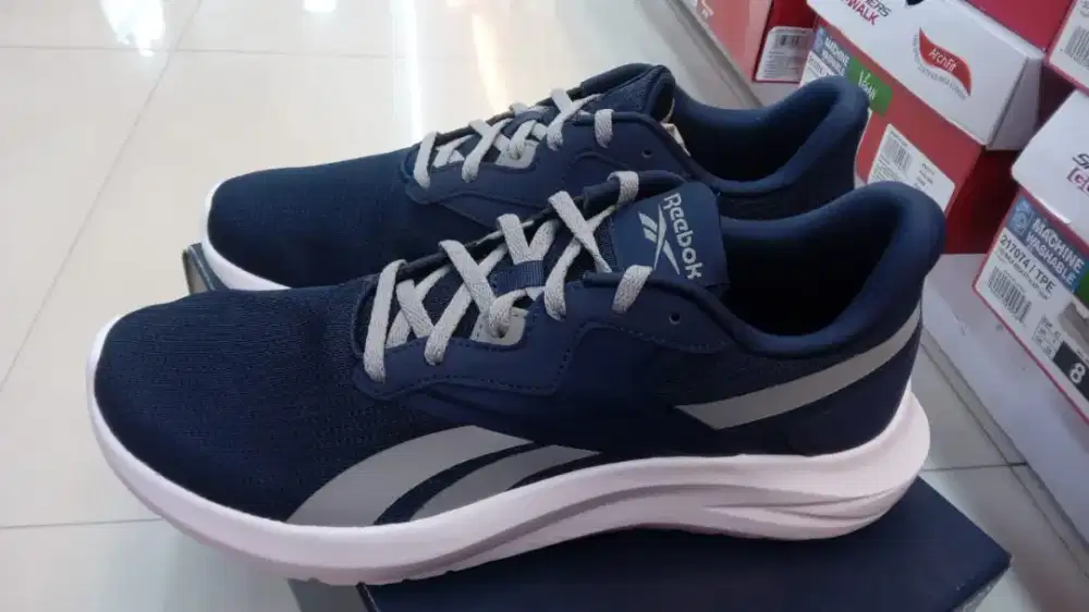 Jual sepatu baru original store