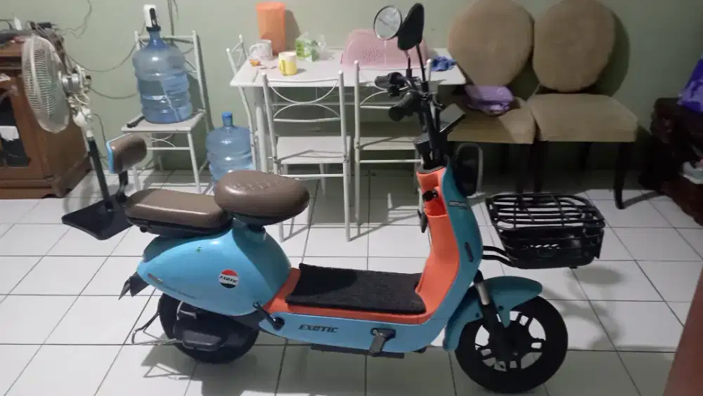 DIJUAL SEPEDA LISTRIK MERK EXOTIC HARGA 2,8
KONDISI NORMAL
