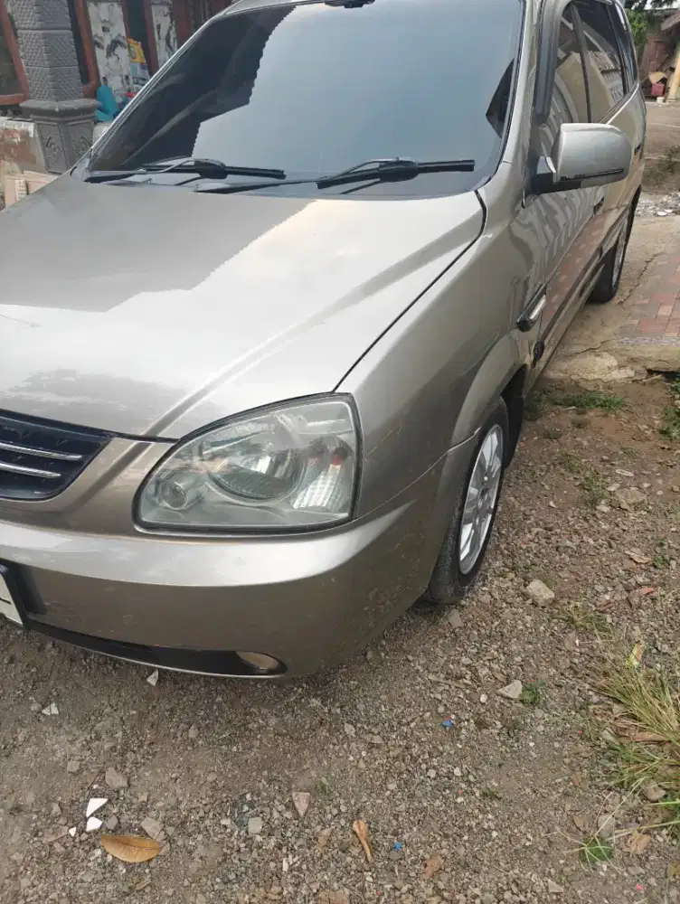 KIA Carens 2 Automatic 2004