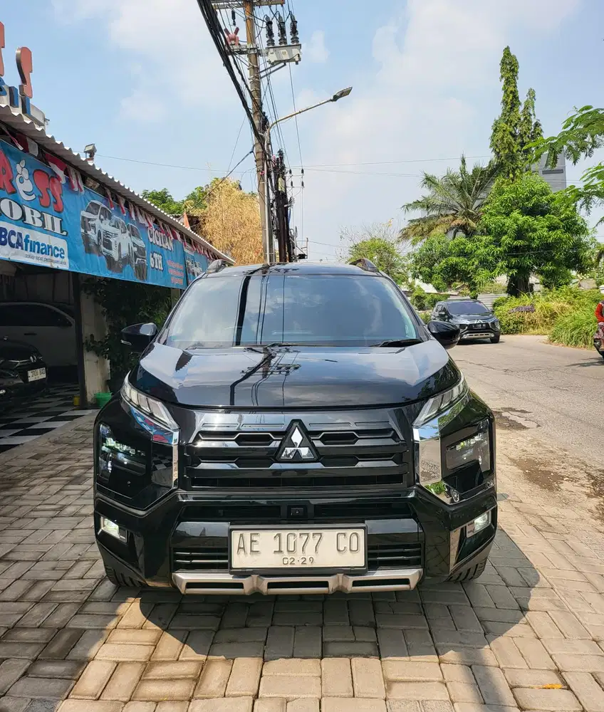XPANDER CROSS PREMIUM PLUS TAHUN 2023