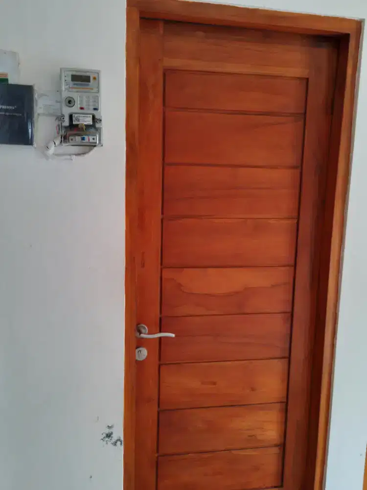 Dicari ART Wanita Usia 20-35 Tahun Untuk MENGINAP