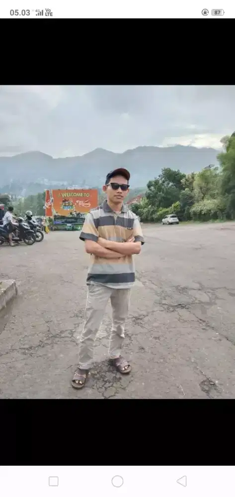 Jangan mencantumkan nomor telepon akun media sosial atau tautan