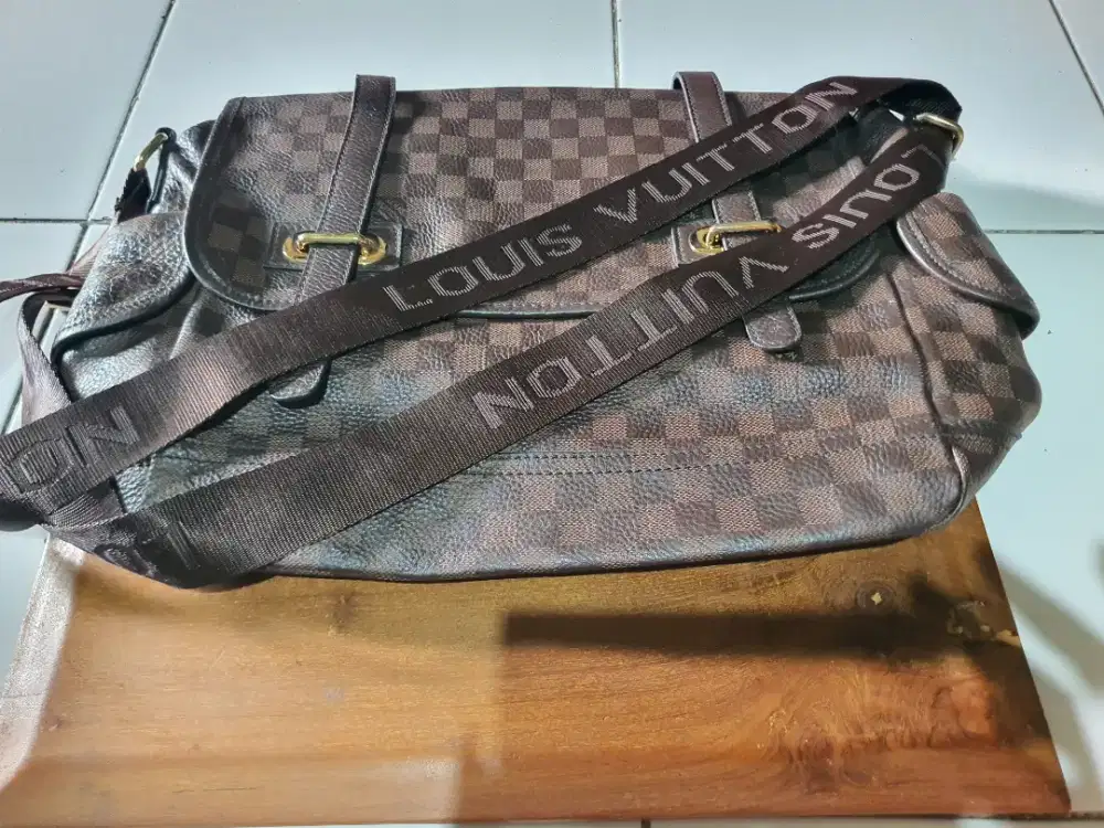 TAS SLINGBAG BRAND LOUIS VUITTON ORIGINAL FRANCE