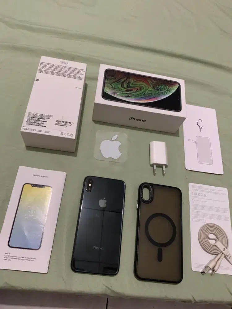 Iphone xs max 64gb