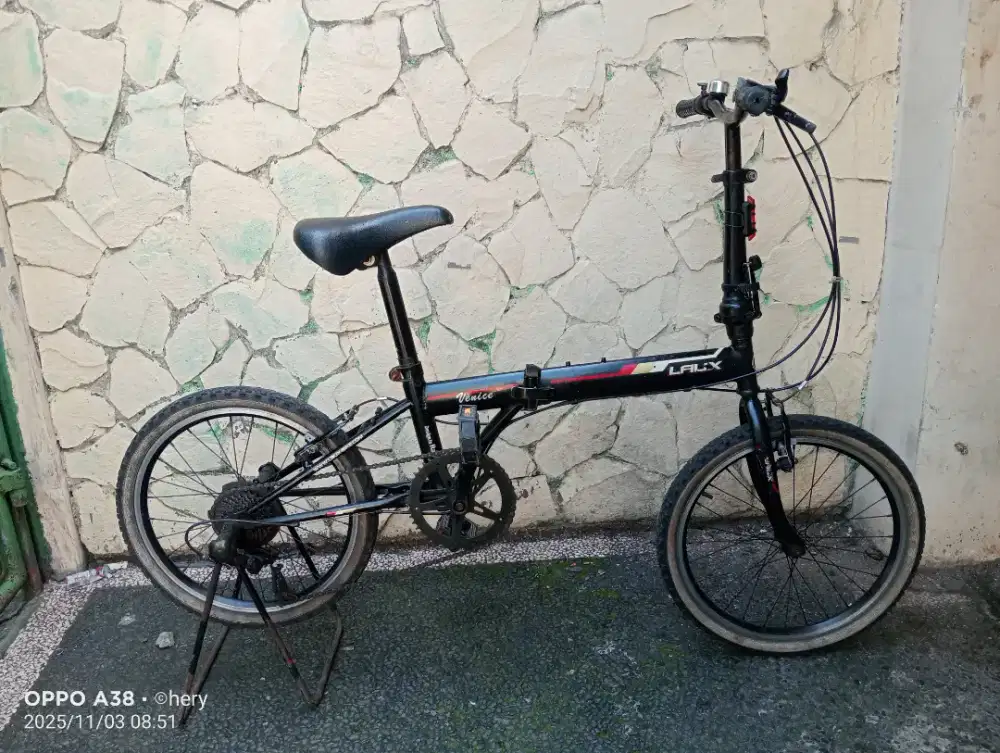 Jual butuh sepeda lipat lauk UK 20 Gigi 7 speed fungsi kondisi normal