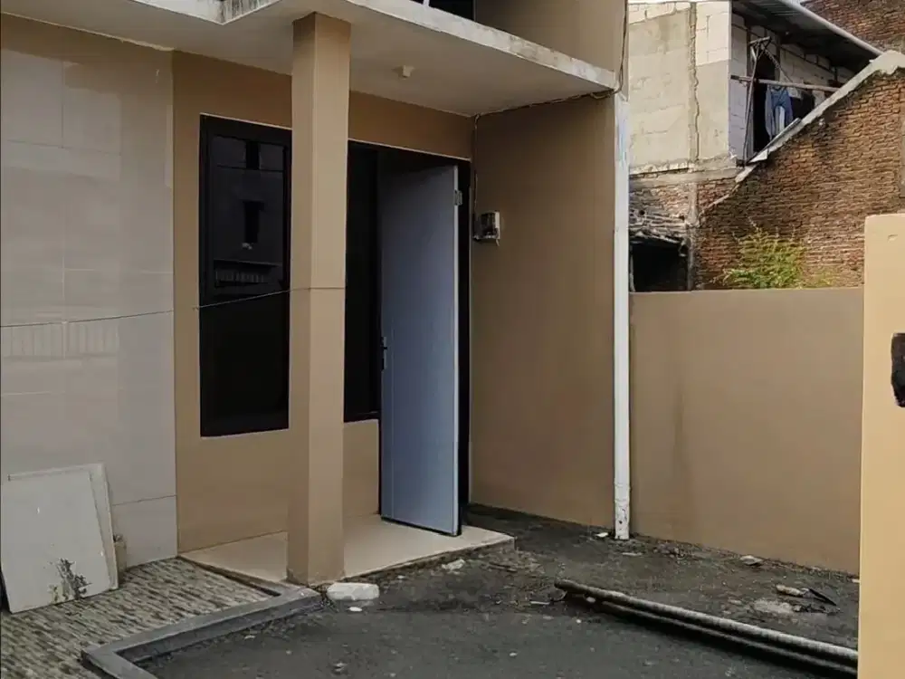 Unit Terbatas, Rumah Luas 5x20m Row Jalan 8m Di Wage Aloha, Bangah SDA