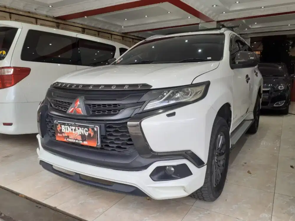 PAJERO SPORT DAKAR AT 2016 PUTIH / MODEL THN 2017 (BINTANG MOTOR)