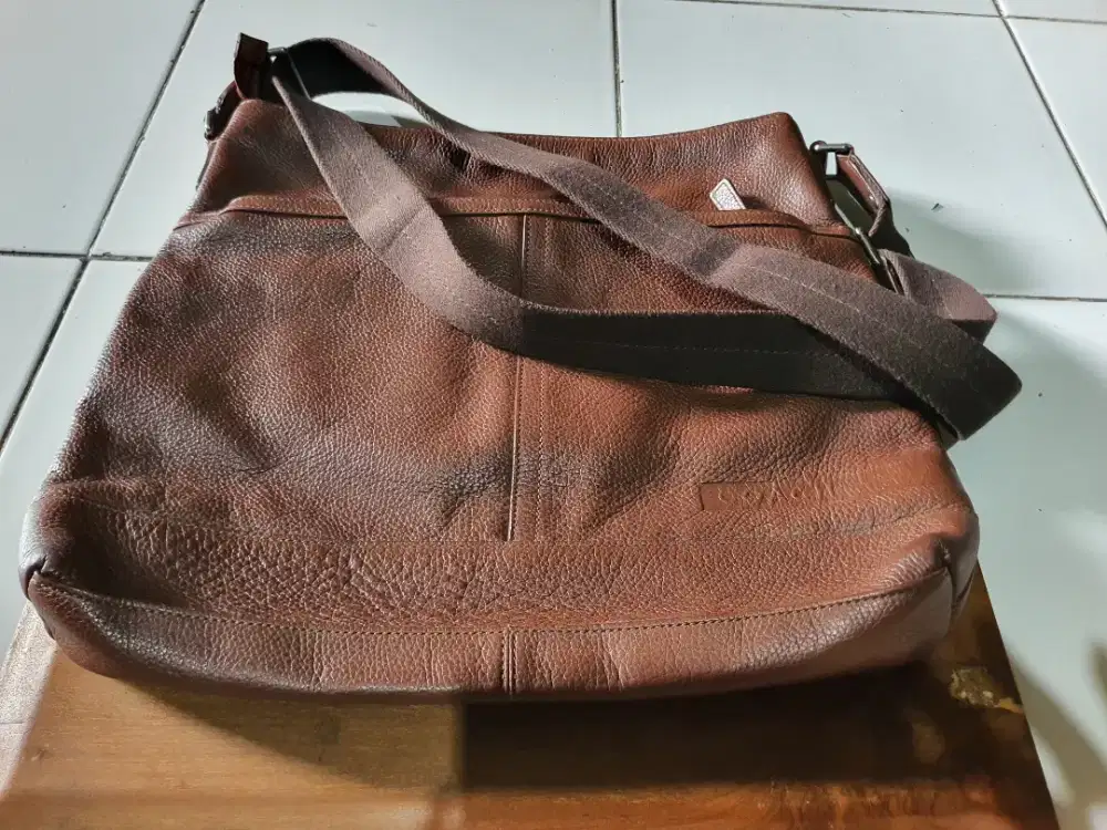 TAS SLINGBAG BRAND COACH ORIGINAL YEWYORK