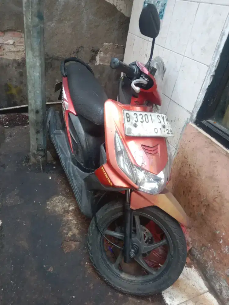 motor honda beat tahun 2011 lokasi menteng atas jaksel