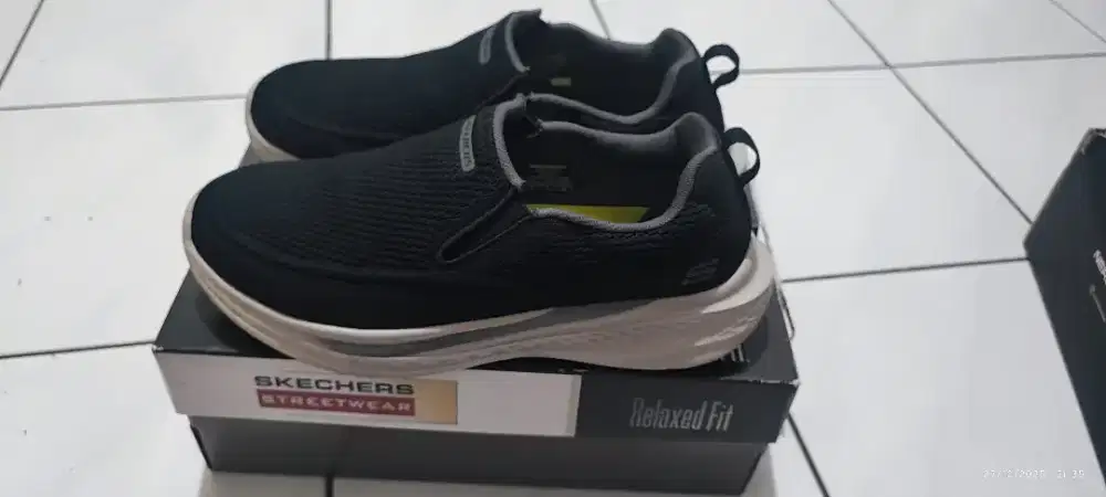 Skechers Relaxed Fit Preloved s.42 Original