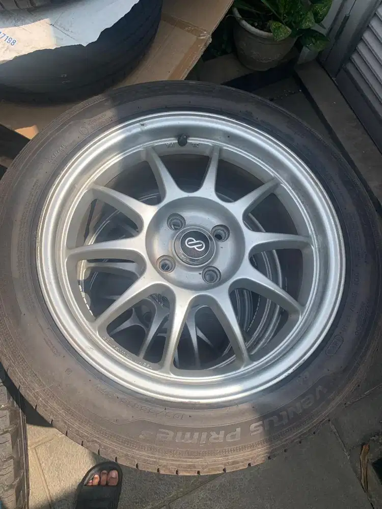 Enkei R16 Veleg dan ban (1set) bekas, second