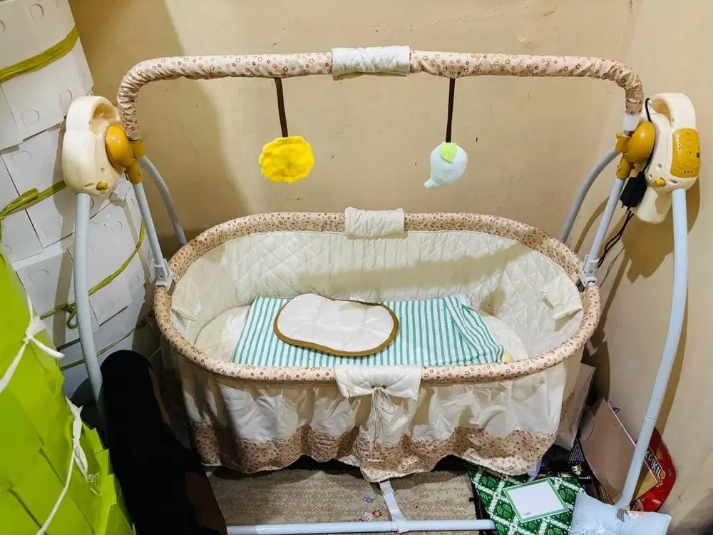 ayunan bayi otomatis