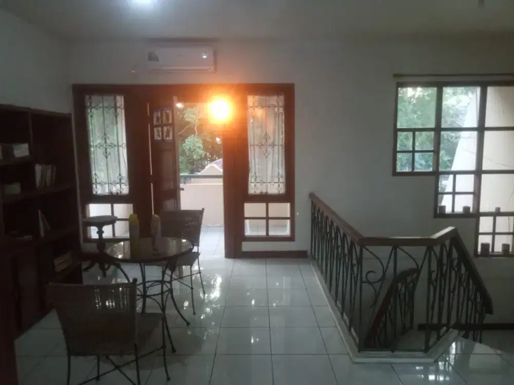 Dijual Cepat Rumah 2 Lantai Dekat Tol Kayu Manis Bogor Harga Nego