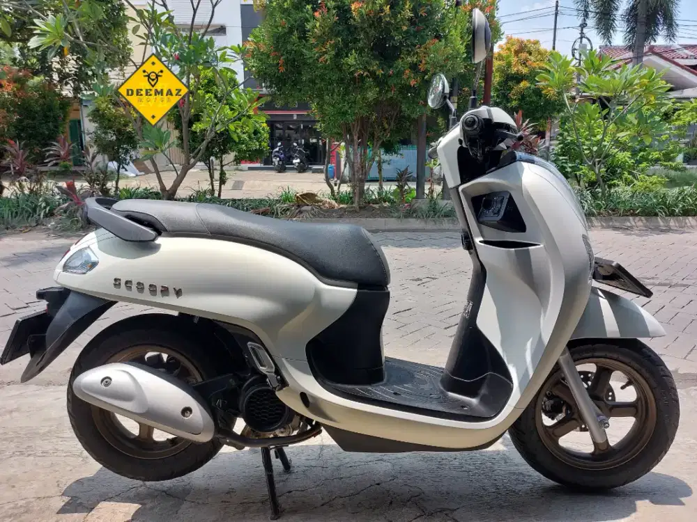 (DP 1 Jt)‼️ New Scoopy Prestige Keyless Putih 2024 Cash & Kredit