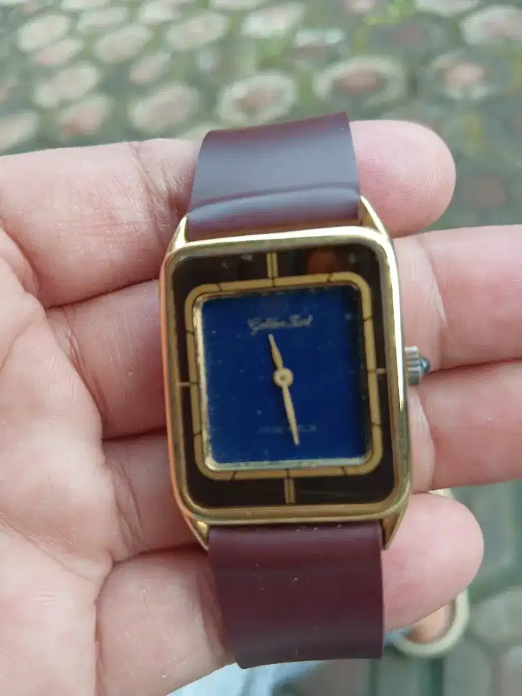 Vintage Estate Golden Pearl Stainless Steel Parts Back Shockproof Wris