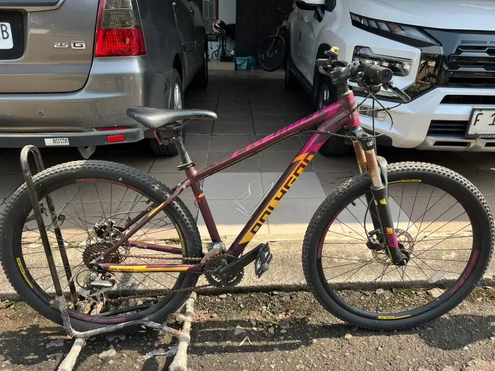 Sepeda Polygon Premier 4