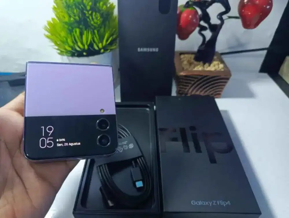 Samsung z flip  8/512 sein