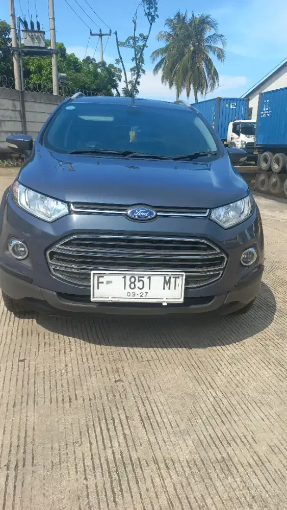 Ford ecosport  titanium at komplit terawat