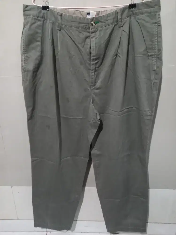 Celana Tommy size 42