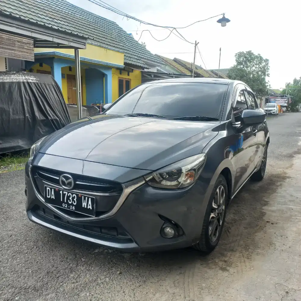 Mazda 2 R skyactive 2015 autometic